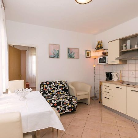Apartments Graziella Porec Exterior photo