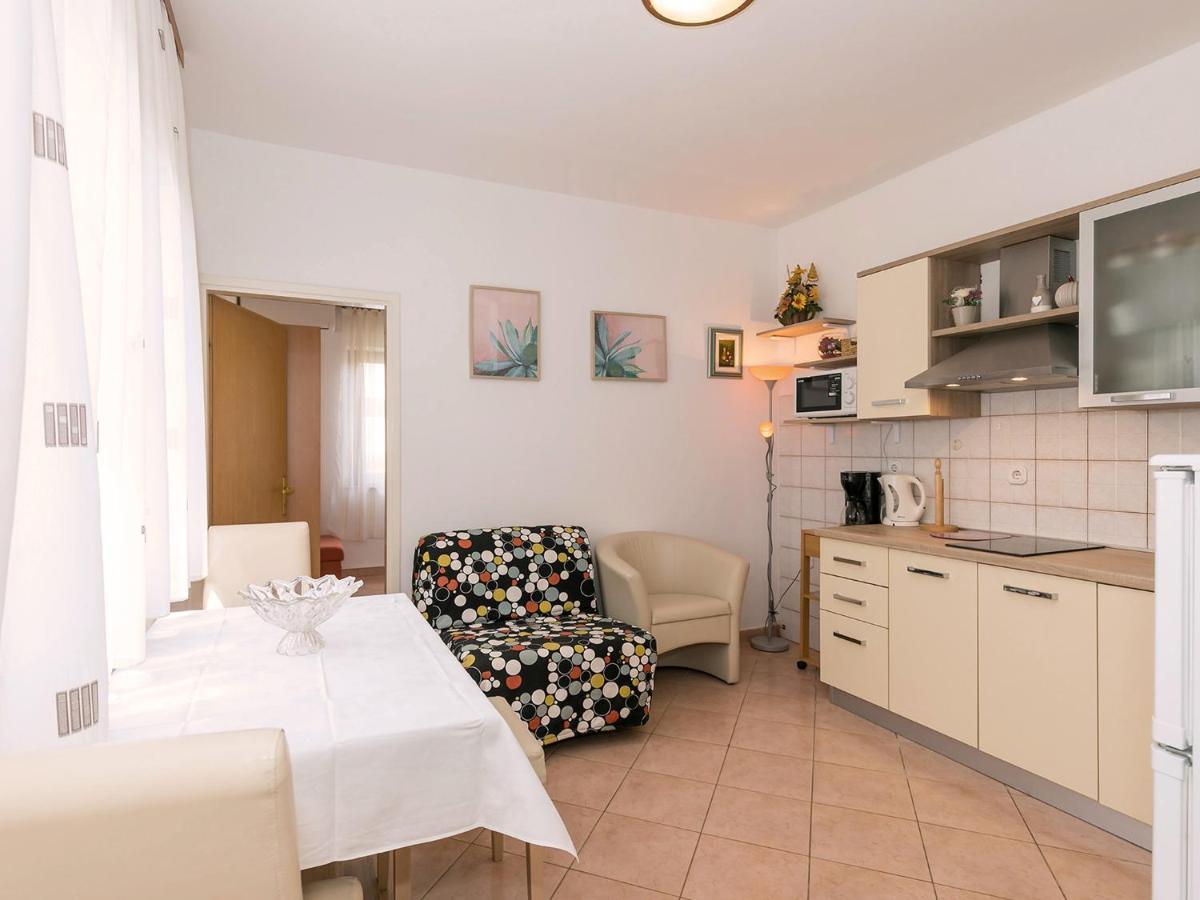 Apartments Graziella Porec Exterior photo