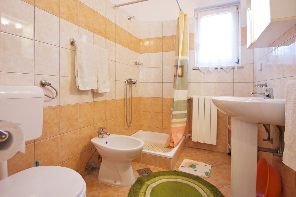 Apartments Graziella Porec Exterior photo
