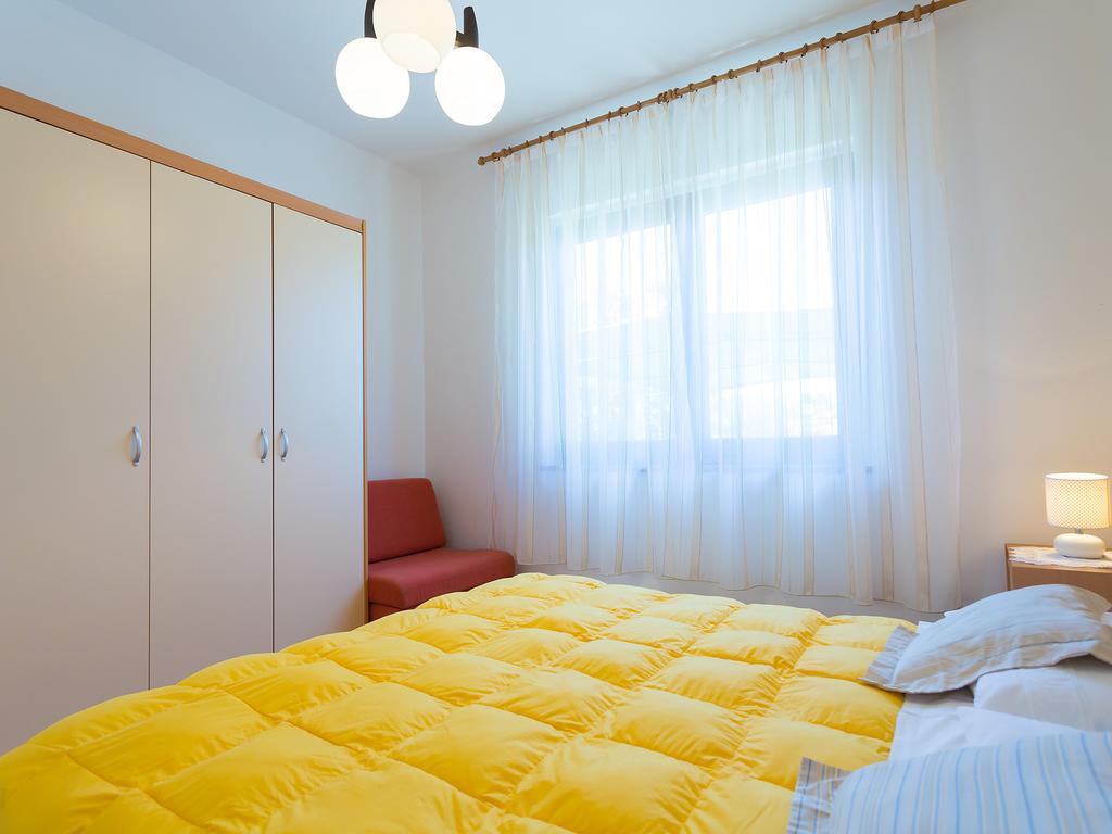 Apartments Graziella Porec Exterior photo